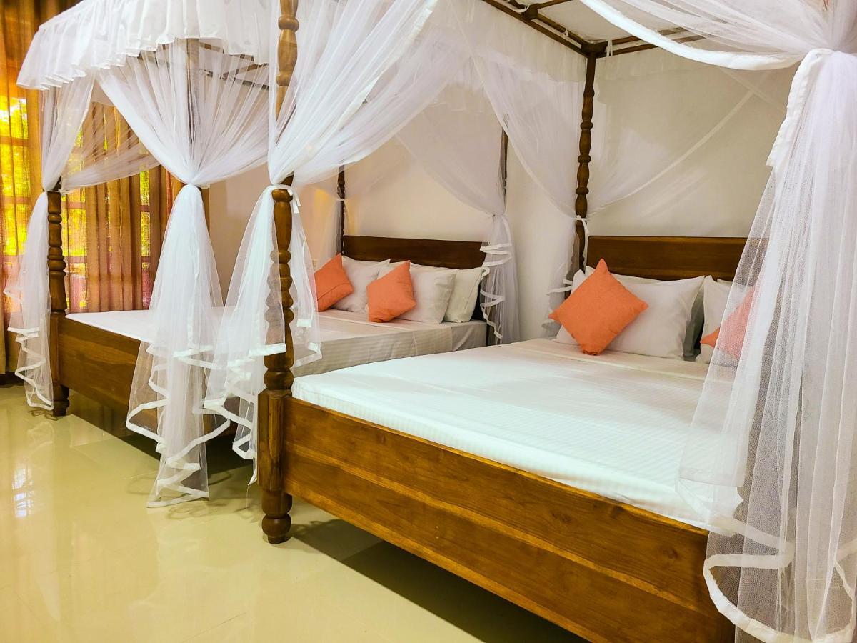 Woodholic Homestay Sigiriya Exterior photo