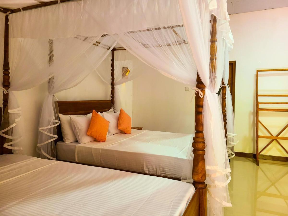 Woodholic Homestay Sigiriya Exterior photo